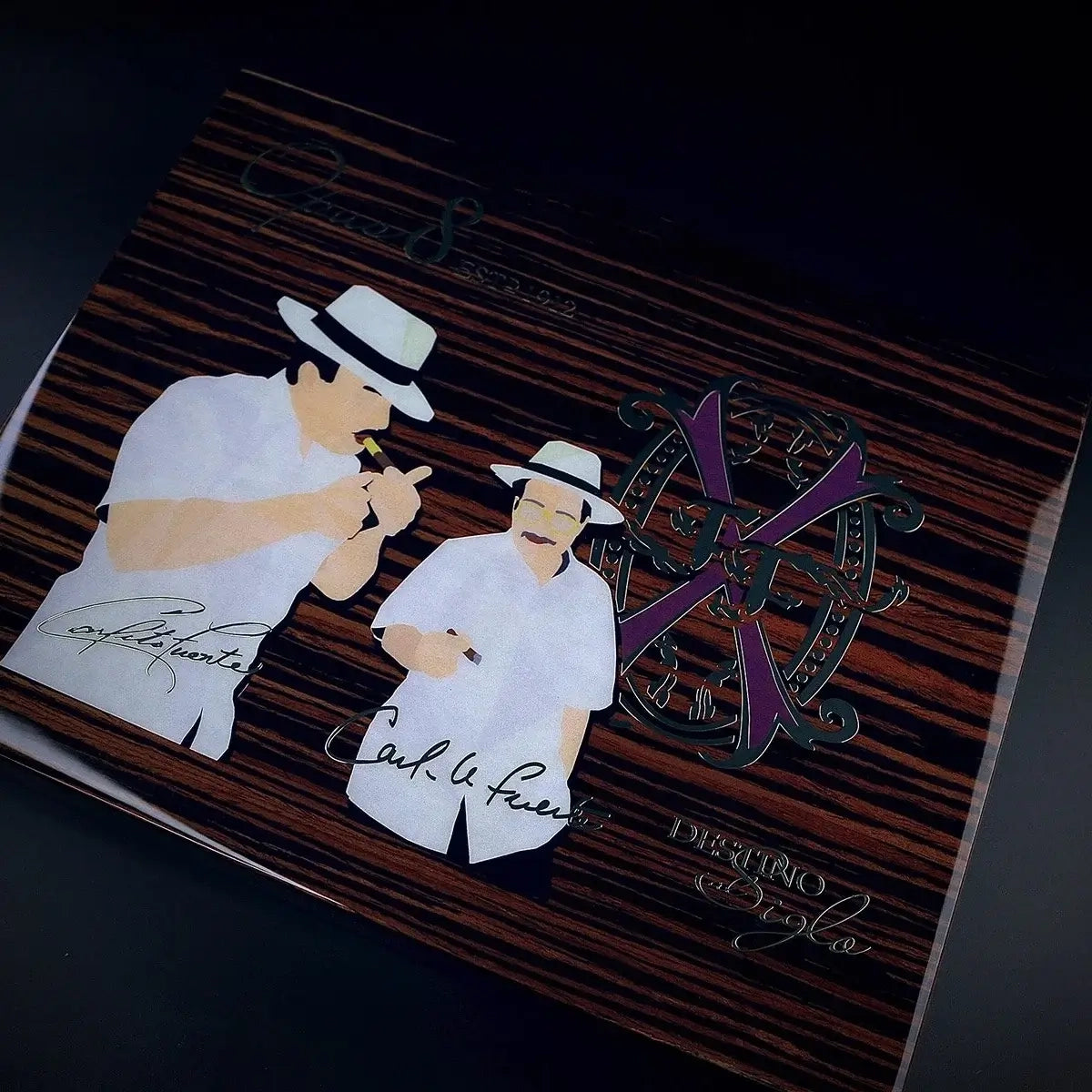 FFOX Opus8 Travel Humidor and Cigars