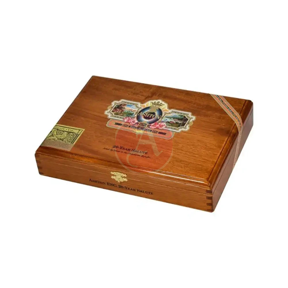 Ashton ESG 20 Yr. Salute Churchill Closed Box
