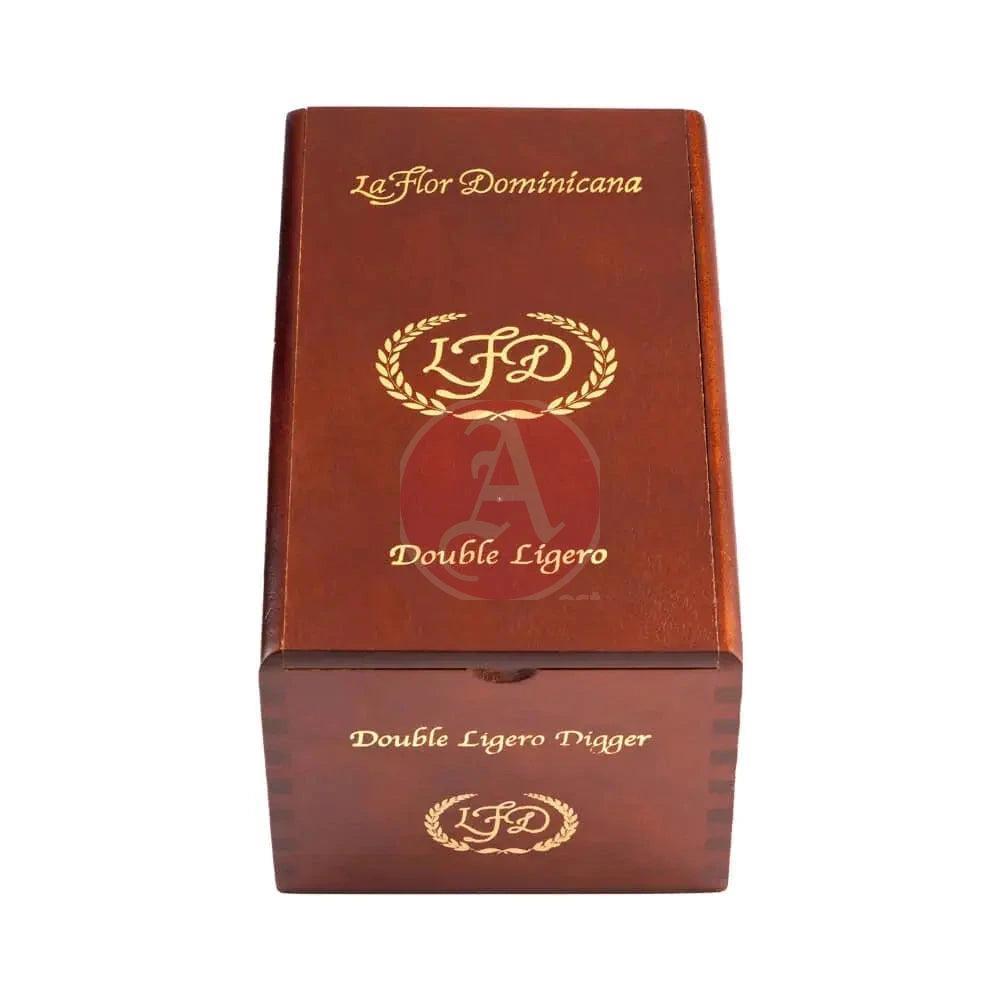 La Flor Dominicana Double Ligero Digger Natural Closed Box