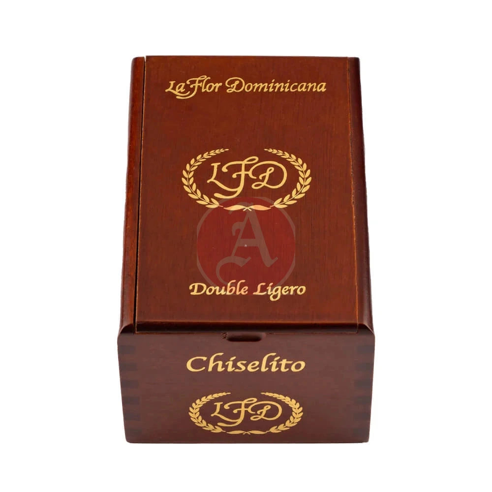 La Flor Dominicana Double Ligero Chiselito Closed Box