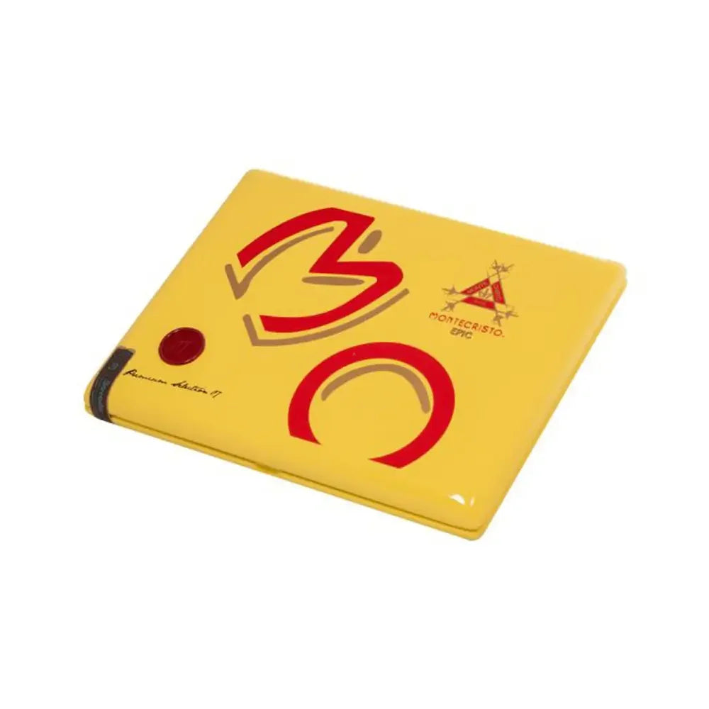 Montecristo Epic Robusto closed box
