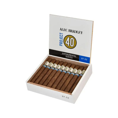 Alec Bradley Project 40 Churchill 07.52 Open Box