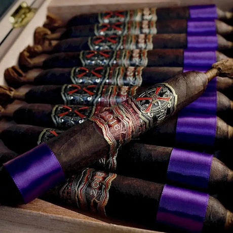 FFOX Heaven and Earth BBMF Maduro Open Box