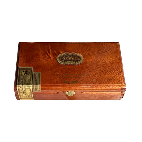 Arturo Fuente Casa Fuente Belicoso Closed Box