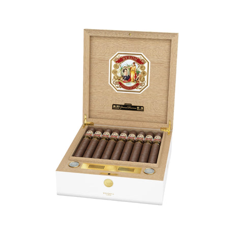 Byron 19th Century Grand Poemas Toro Open Box