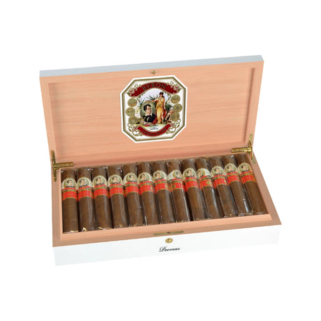 Byron 19th Century Poemas Robusto Open Box