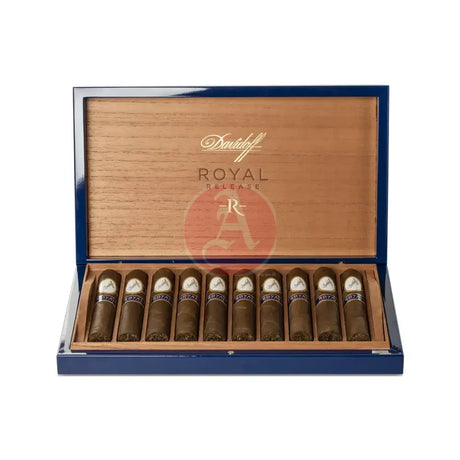 Davidoff Royal Release Robusto Open Box