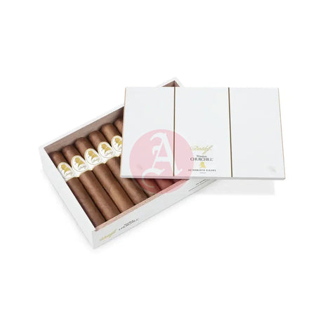 Davidoff Winston Churchill Statesman Robusto Open Box