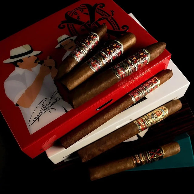 FFOX Opus6 Father & Son Blue Travel Humidor and Cigars