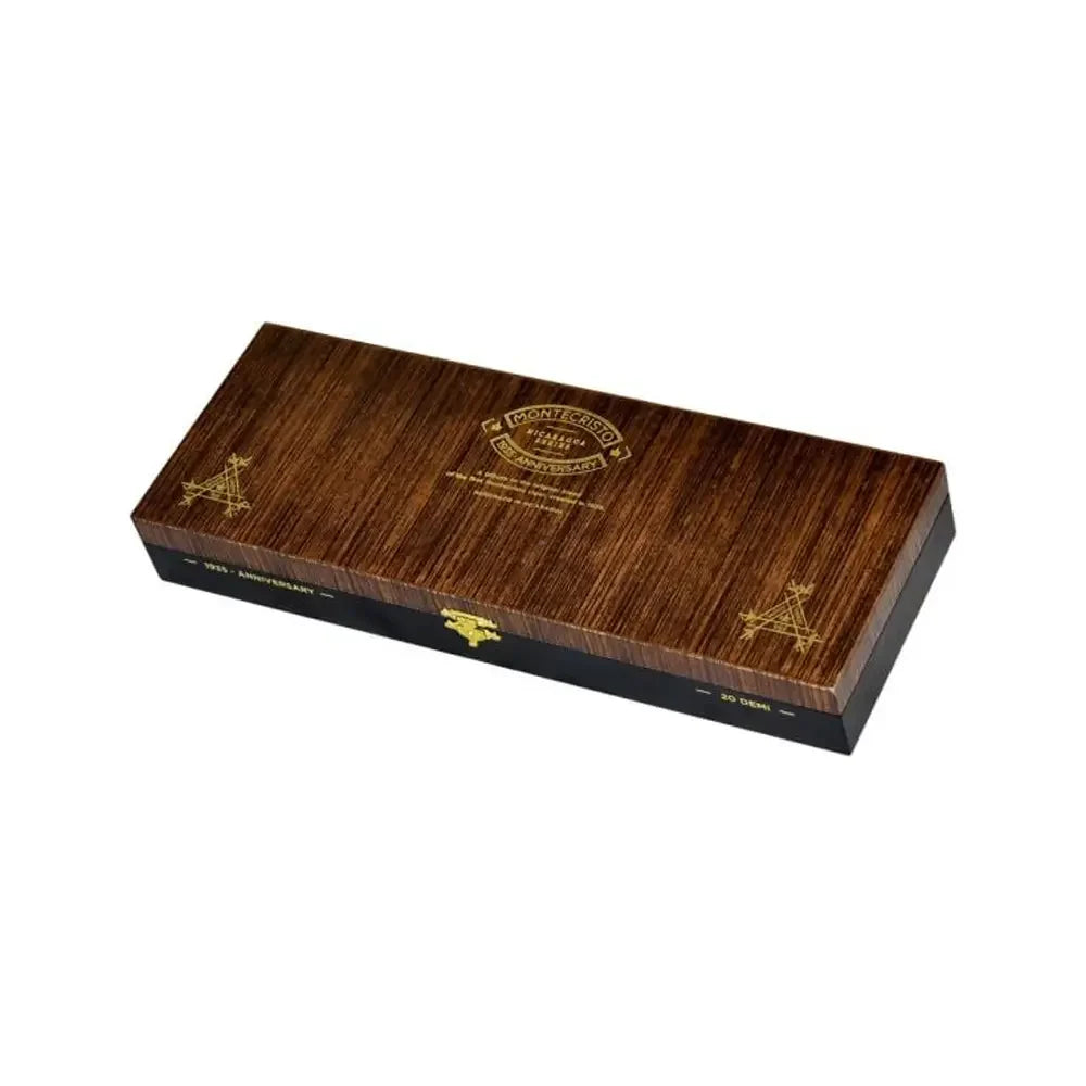 Montecristo 1935 Anniversary Demi Corona Closed Box