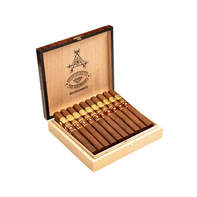 Montecristo 1935 Anny Diamante Churchill Open Box