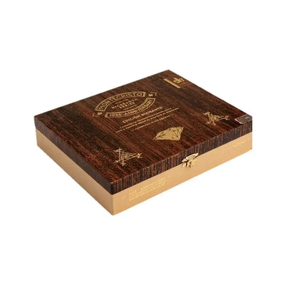 Montecristo 1935 Anny Diamante Robusto Closed Box
