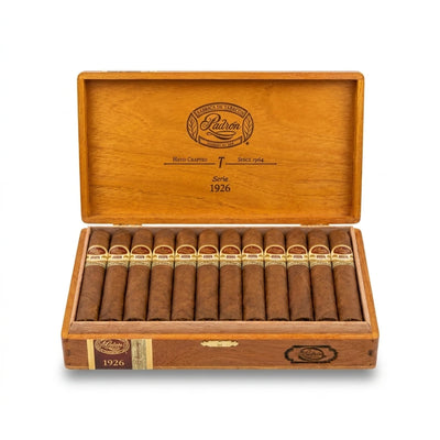 Padron 1926 Anniversary No.35 Natural open box
