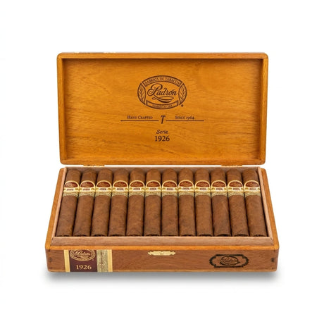 Padron 1926 Anniversary No.35 Natural open box