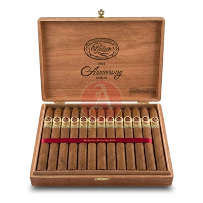 Padron 1964 Anniversary Piramide Natural Open Box