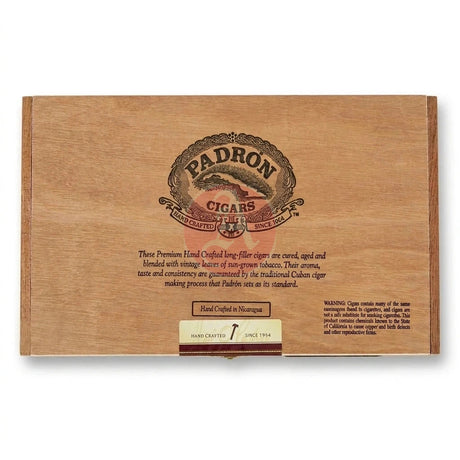 Padron Thousand Series 7000 Natural Closed Box