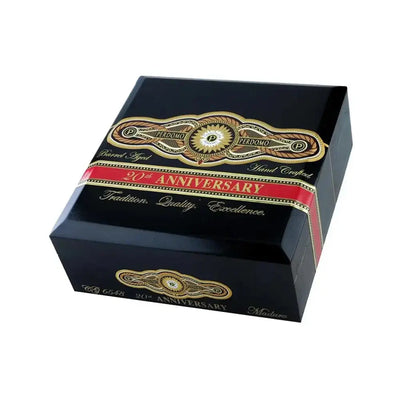 Perdomo 20th Anniversary Maduro Corona Grande Closed Box
