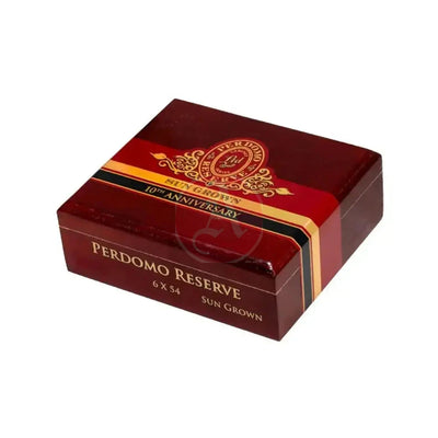 Perdomo Reserve 10th Anniversary Sungrown Epicure Closed Box