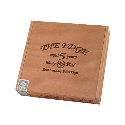 Rocky Patel The Edge Connecticut Double Corona Closed Box