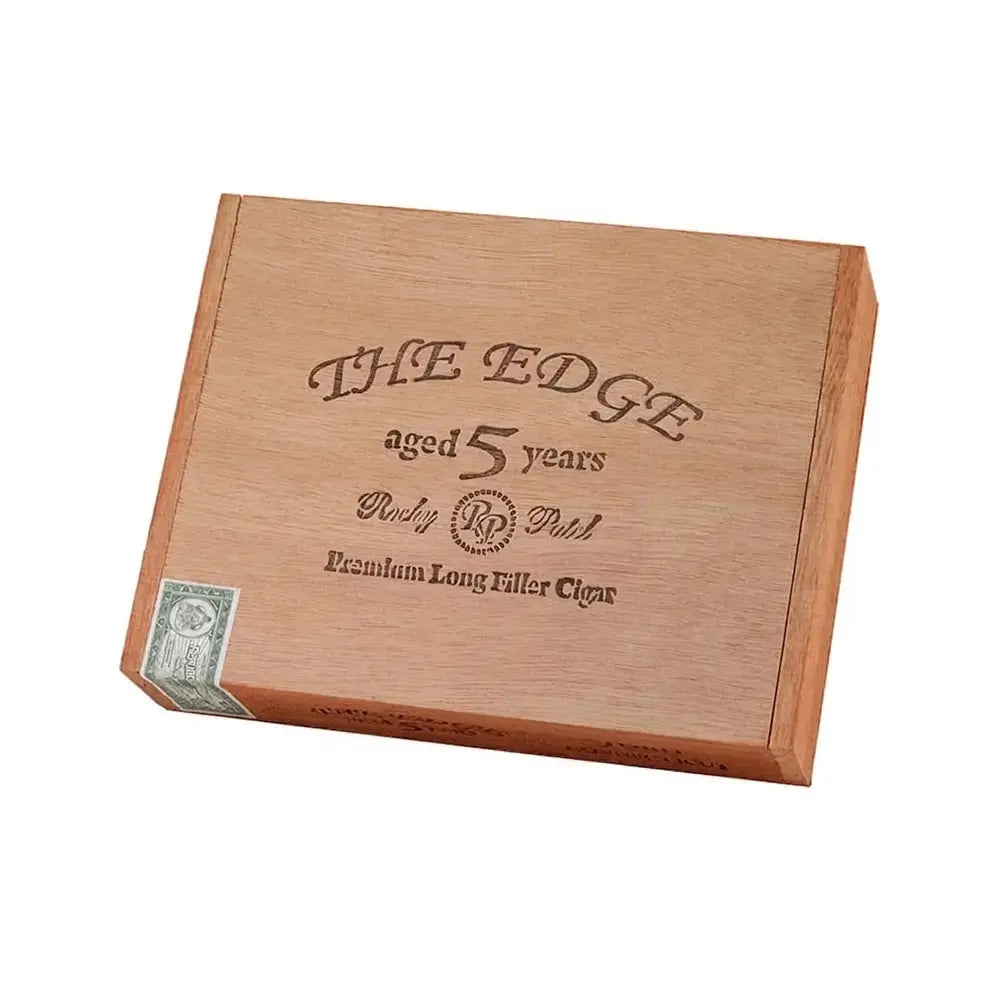 Rocky Patel The Edge Connecticut Toro Closed Box