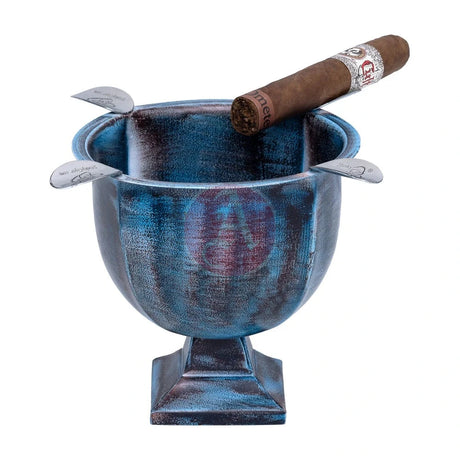 Stinky Rust Blue Bxp 4 Stirrup Ashtray